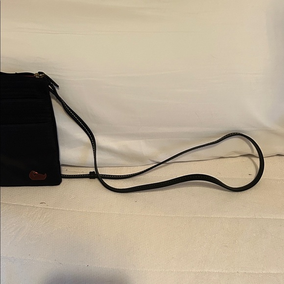 Dooney & Bourke Black Crossbody Organizer with Contrast Stitching - Picture 4 of 5